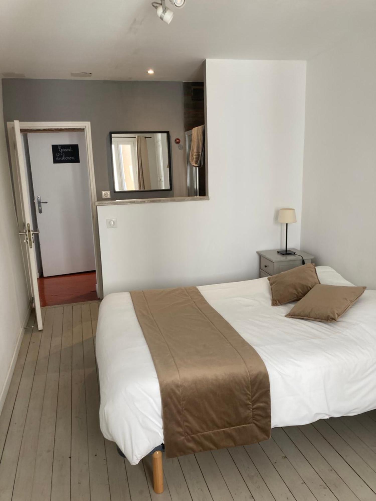 Le Petit Hermitage Apt Esterno foto